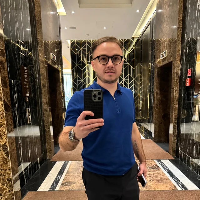 Мужчина на час Григорий, 30 лет — компаньон для сопровождения в Санкт-Петербург